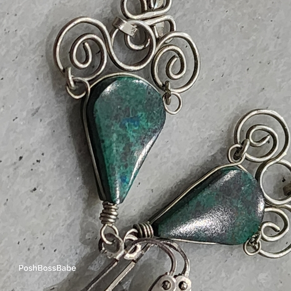 Vintage Green Stone Clip-On Earrings | Silver Tone Swirl Dangle Boho - Picture 10 of 10